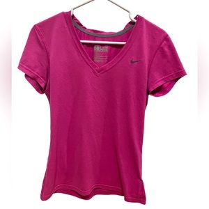Women’s M Nike Dry-Fit T-Shirt